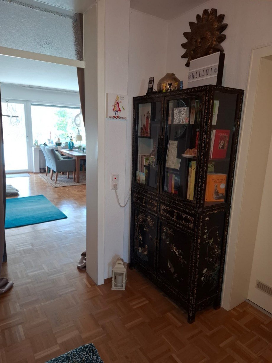 Diele Blick zum Wohnraum Etagenwohnung K�ln