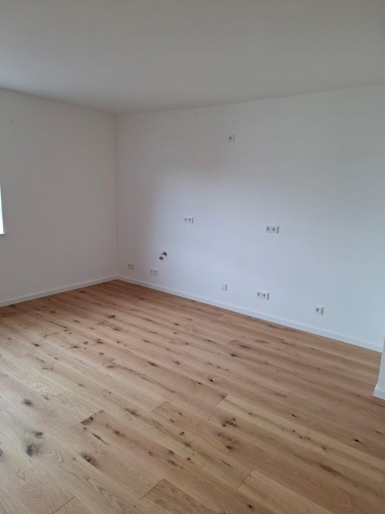 Wohnraum mit K�chenanschl�ssen K�ln Erdgeschosswohnung Ihr Investment im Herzen von K�ln: 2 - Zimmer Wohnung modernisiert!