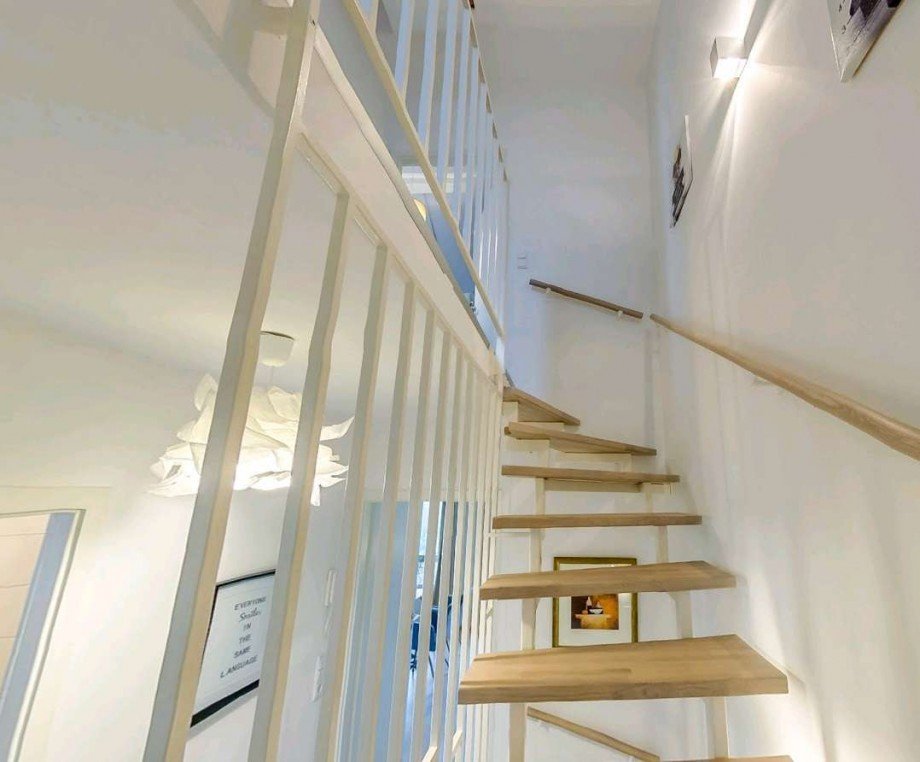 Wendeltreppe zum OG Reiheneckhaus Alsdorf