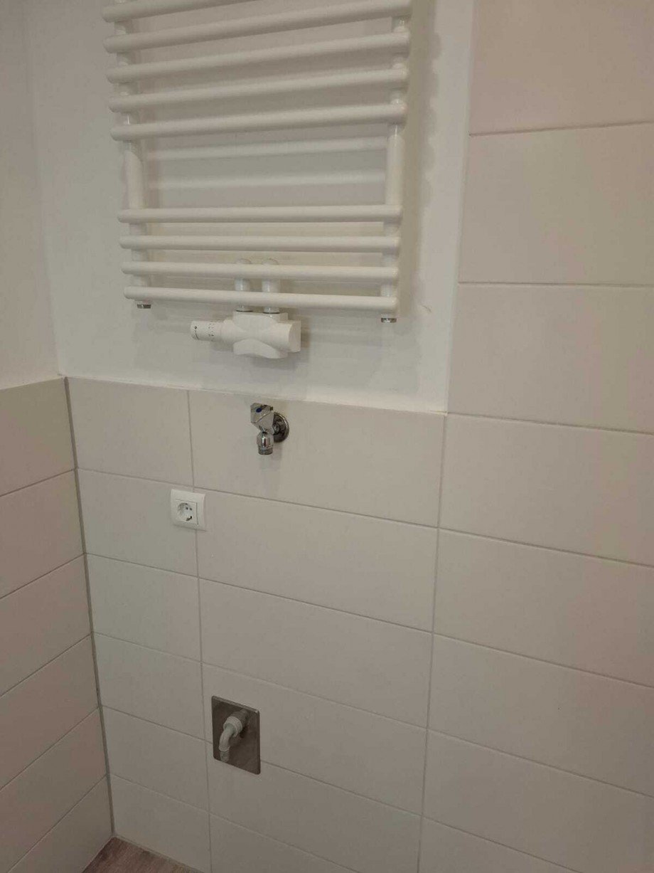 Wandheizung Souterrainwohnung K�ln