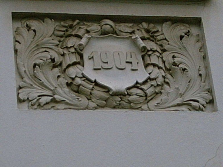 Baujahr 1904 Wuppertal Mehrfamilienhaus auf den Spuren der Fabrikanten - stolze Rendite durch Denkmal-AfA im Briller Viertel
