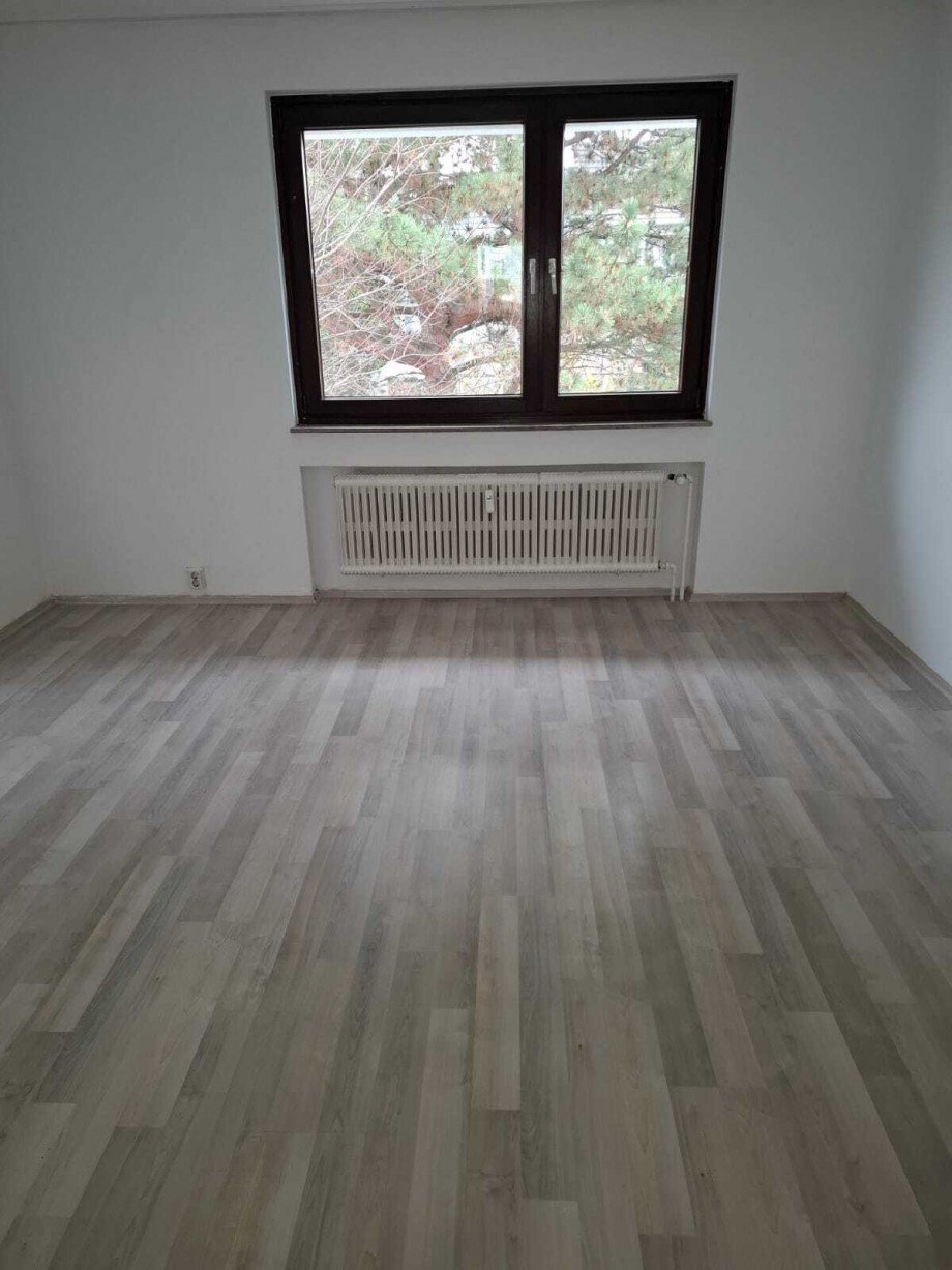 Schlafzimmer Istzustand vor Modernisierung Wohnung K�ln