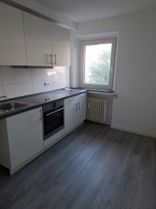 K�che WE 10 - 1 NIPPES - MODERNE: 2-3 ZIMMER WOHNUNG + BALKON! ZENTRAL! RUHIG! MODERNISIERT!