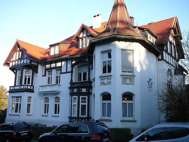 Stolz der Gr�nderjahre Mehrfamilienhaus Wuppertal