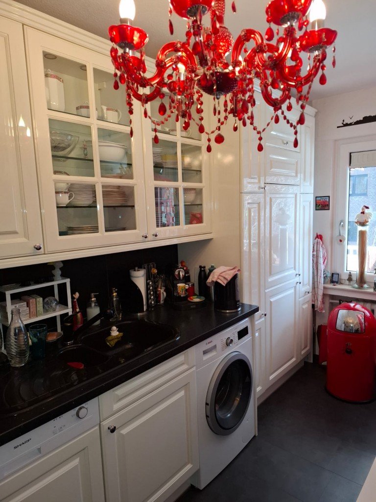 K�che K�ln Etagenwohnung Einziehen & Wohlf�hlen: Helle 3 Zimmer Wohnung mit Terrasse & Balkon & Tiefgarage! K�ln-Marienburg!