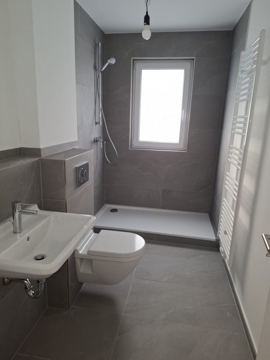 Duschbad Etagenwohnung K�ln