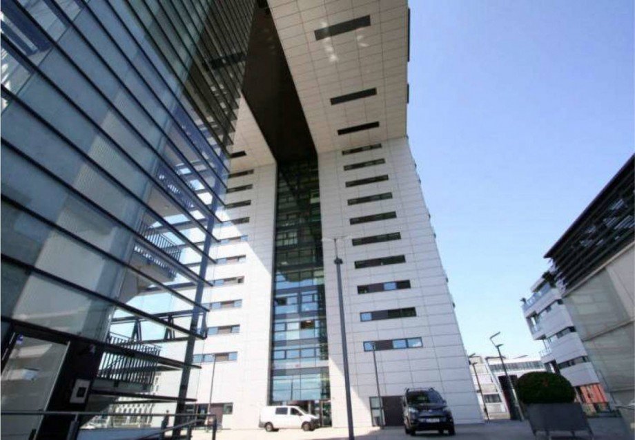 Kranhaus Teilansicht Etagenwohnung K�ln