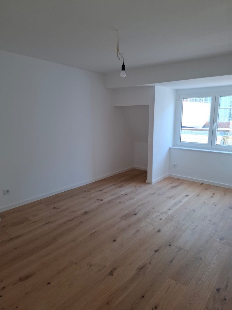 Kinderzimmer K�ln Wohnung Ihr R�ckzugsort mit Dachterrasse; 3 - Zimmer + Balkon + Modernisiert + Ruhig in Bayenthal