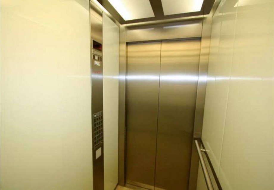 Aufzug Etagenwohnung K�ln